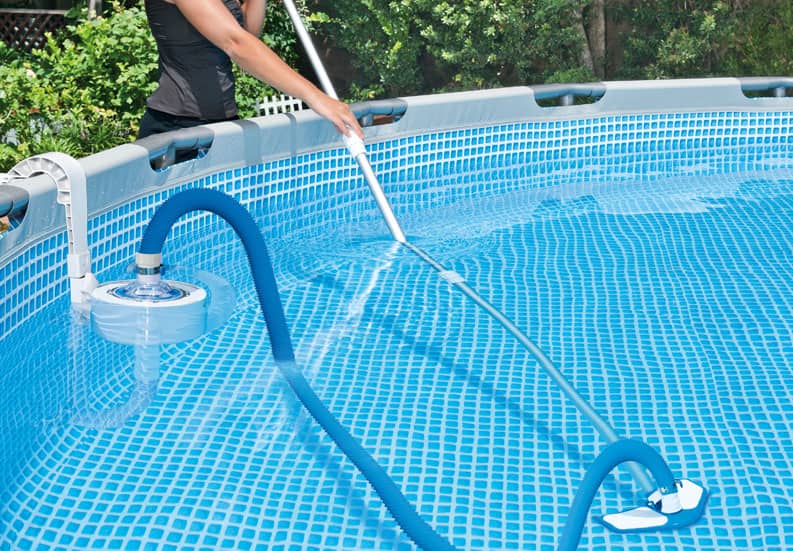 Xử lý nước bể bơi bị nhiễm sắt 