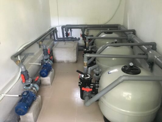 cách xử lý nước bể bơi bị đục