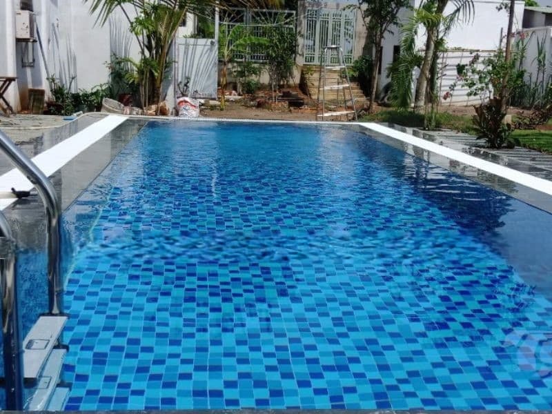 Havico bàn giao công trình thi công bể bơi cho anh Hưng tại Sài Gòn