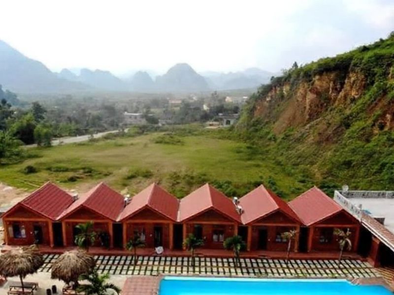 Havico bàn giao công trình thi công bể bơi cho anh Tuấn tại Phong Nha, Kẻ Bàng