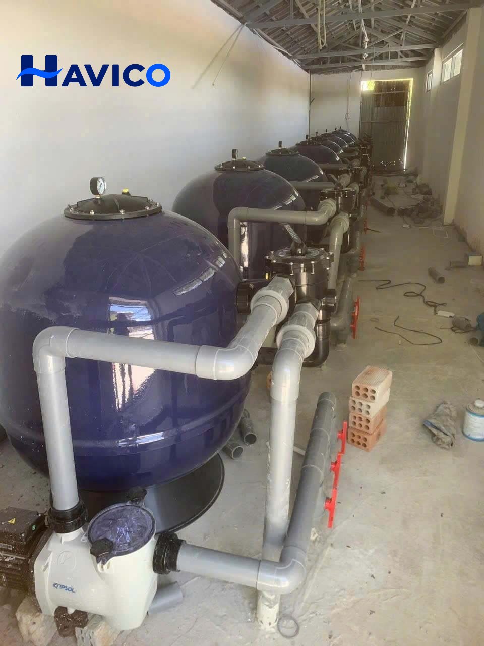 Hệ thống thiết bị và kỹ thuật thi công bể bơi